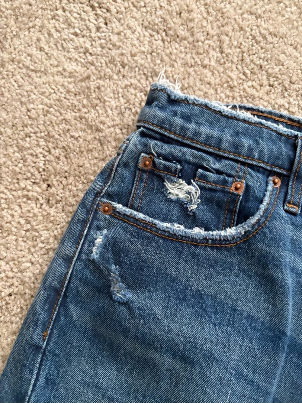 Abercrombie and fitch blue distress Raw Hem Distressed Denim Shorts 30(10) NWT